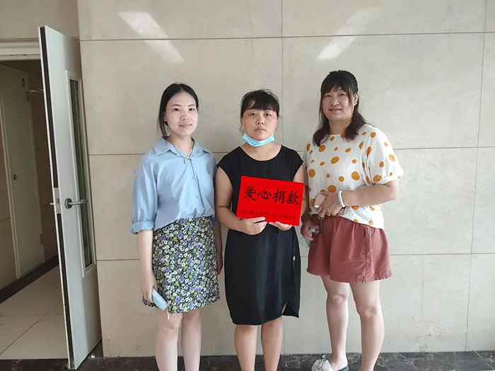 暖心慰問(wèn)，進(jìn)行中